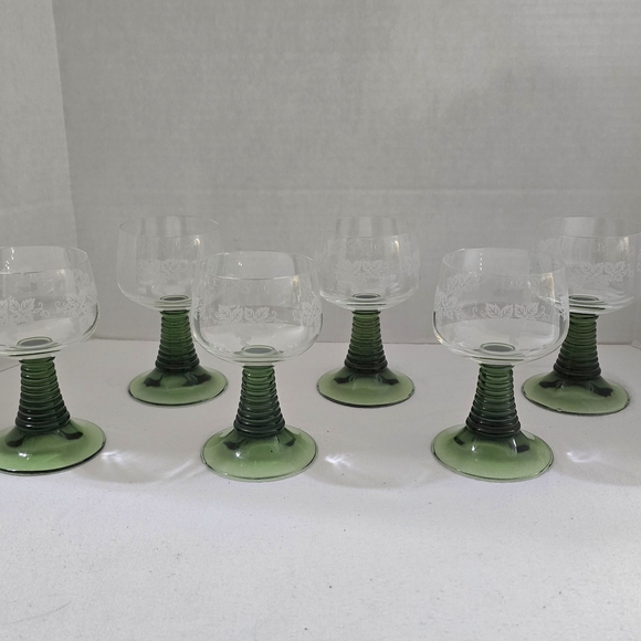 6) Vtg Schott-Zwiesel Etched Grapes/Leaves Green Stem Beehive Wine Glasses 5 3/8 - Picture 1 of 14